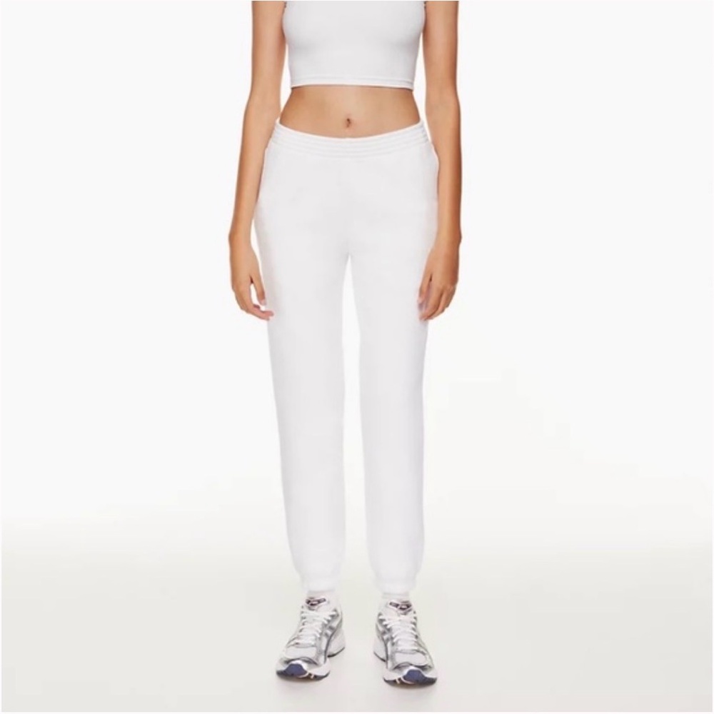 Aritzia Women's White sweat Pants